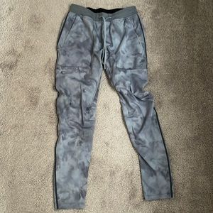 Men’s Lululemon Joggers size M